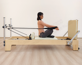 DZ132-4 Maple wood pilates reformer machine