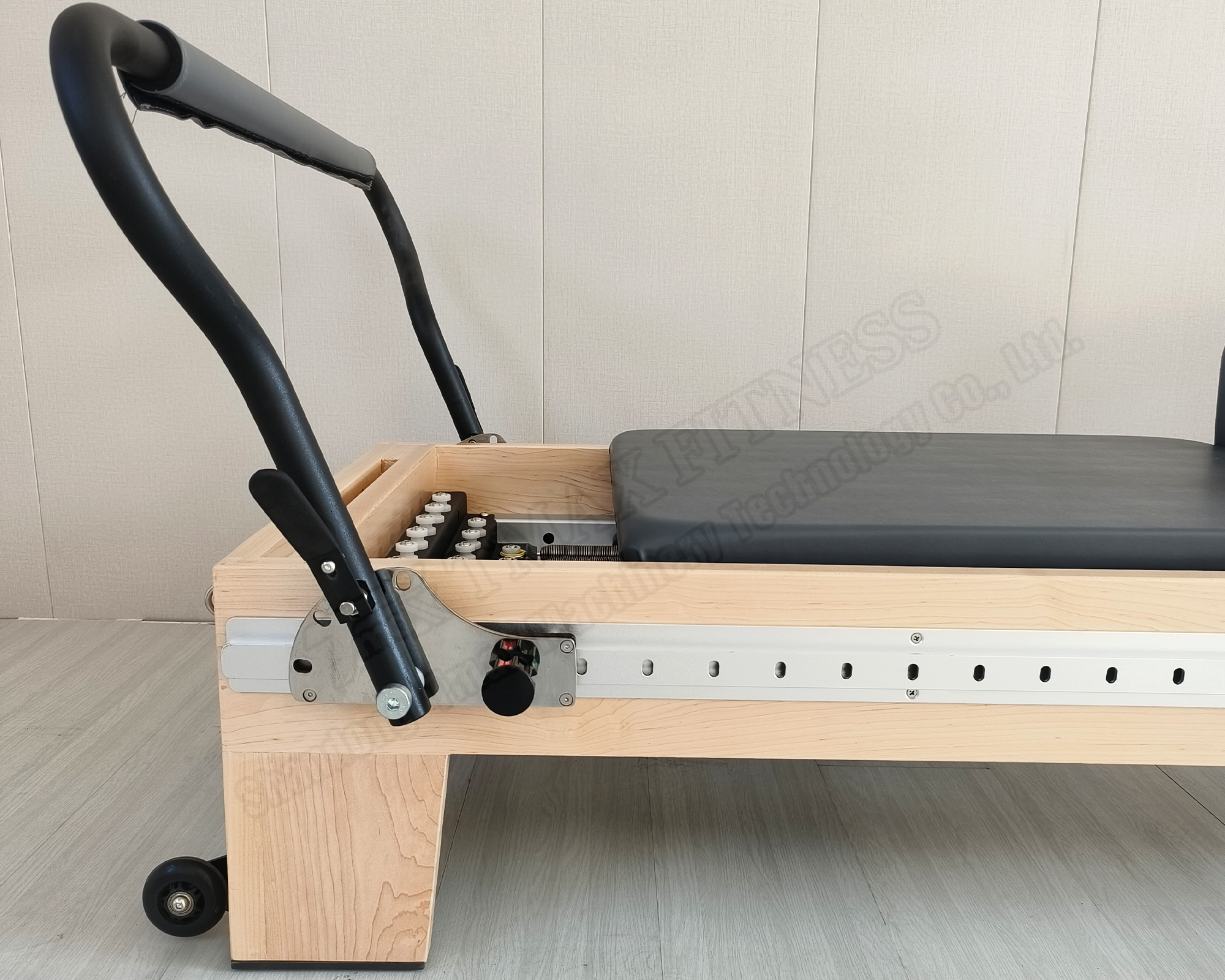 DZ132-4S maple wood movable footbar pilates reformer machine