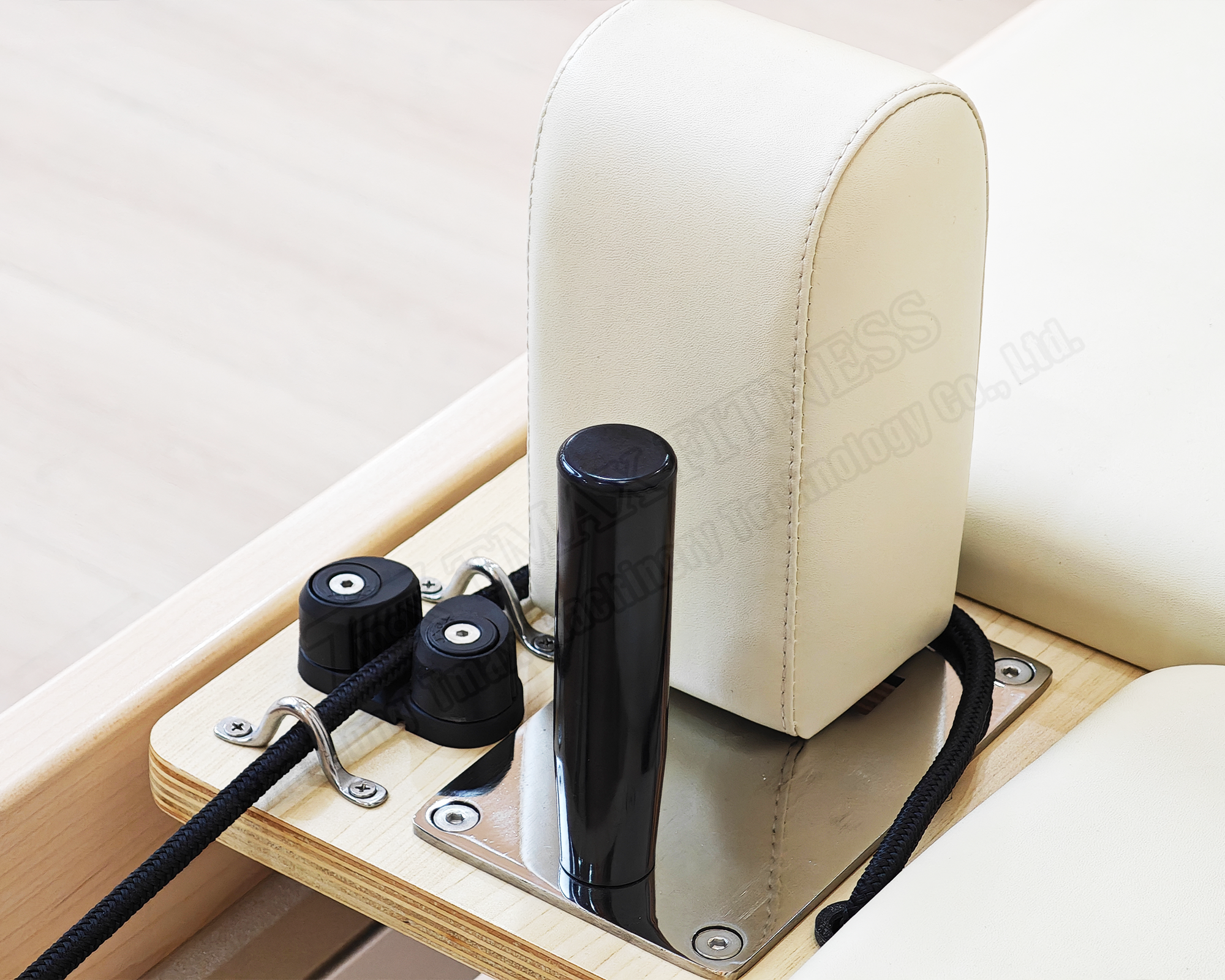 DZ132FT-3 Maple Reformer Trapeze Combination: Where Innovation Meets Elegance