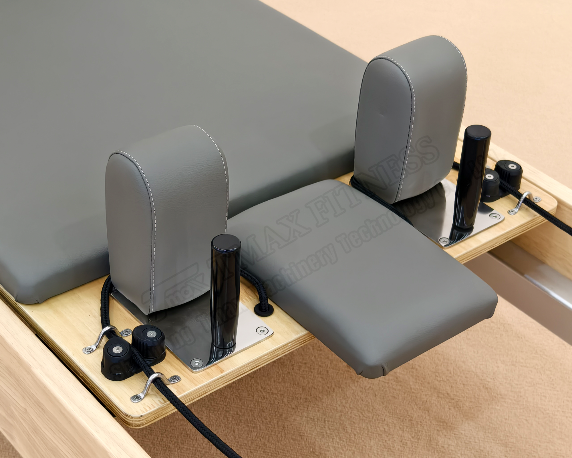 DZ132T Maple Pilates Reformer with Half Tower machine