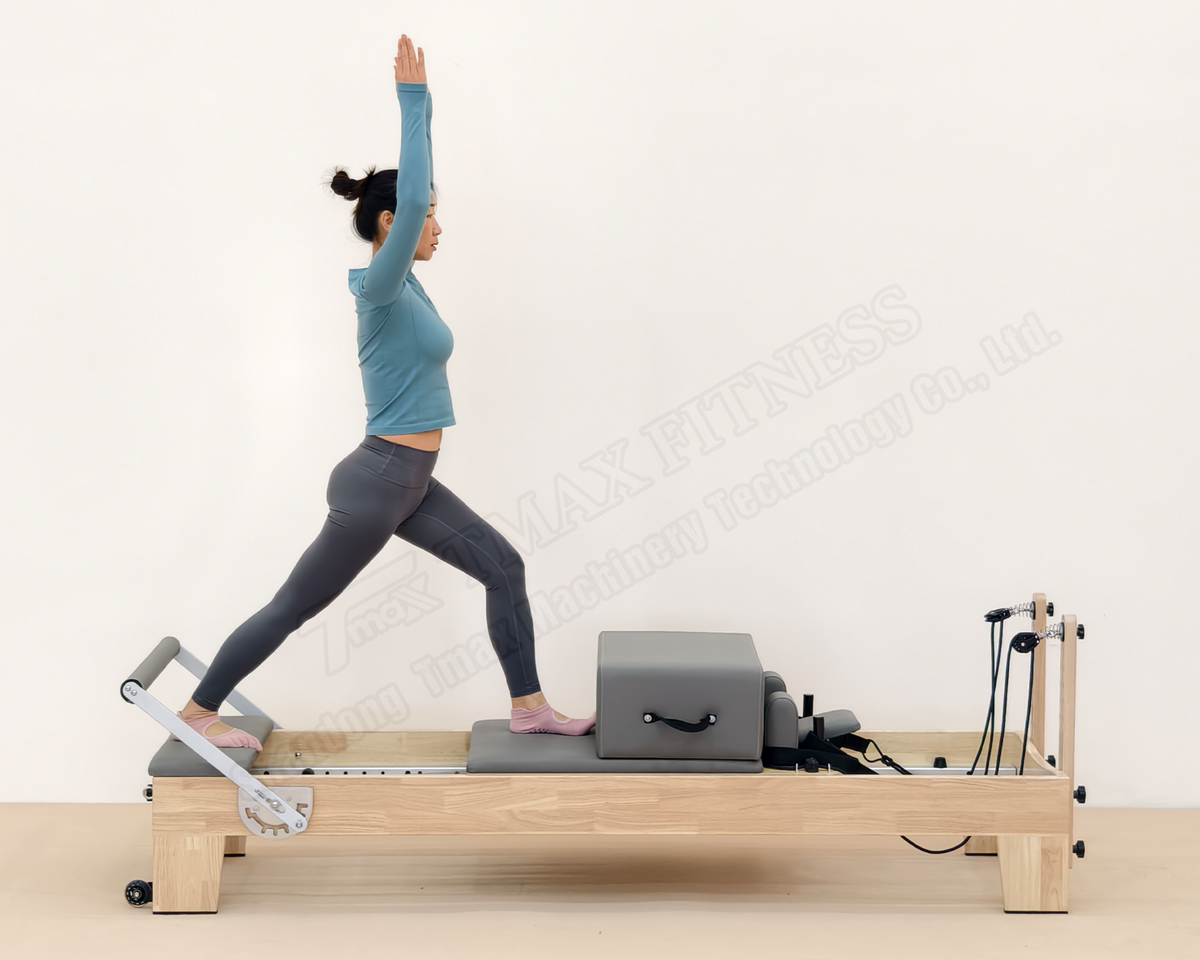 DZ132-1 Oak wood Pilates reformer equipment