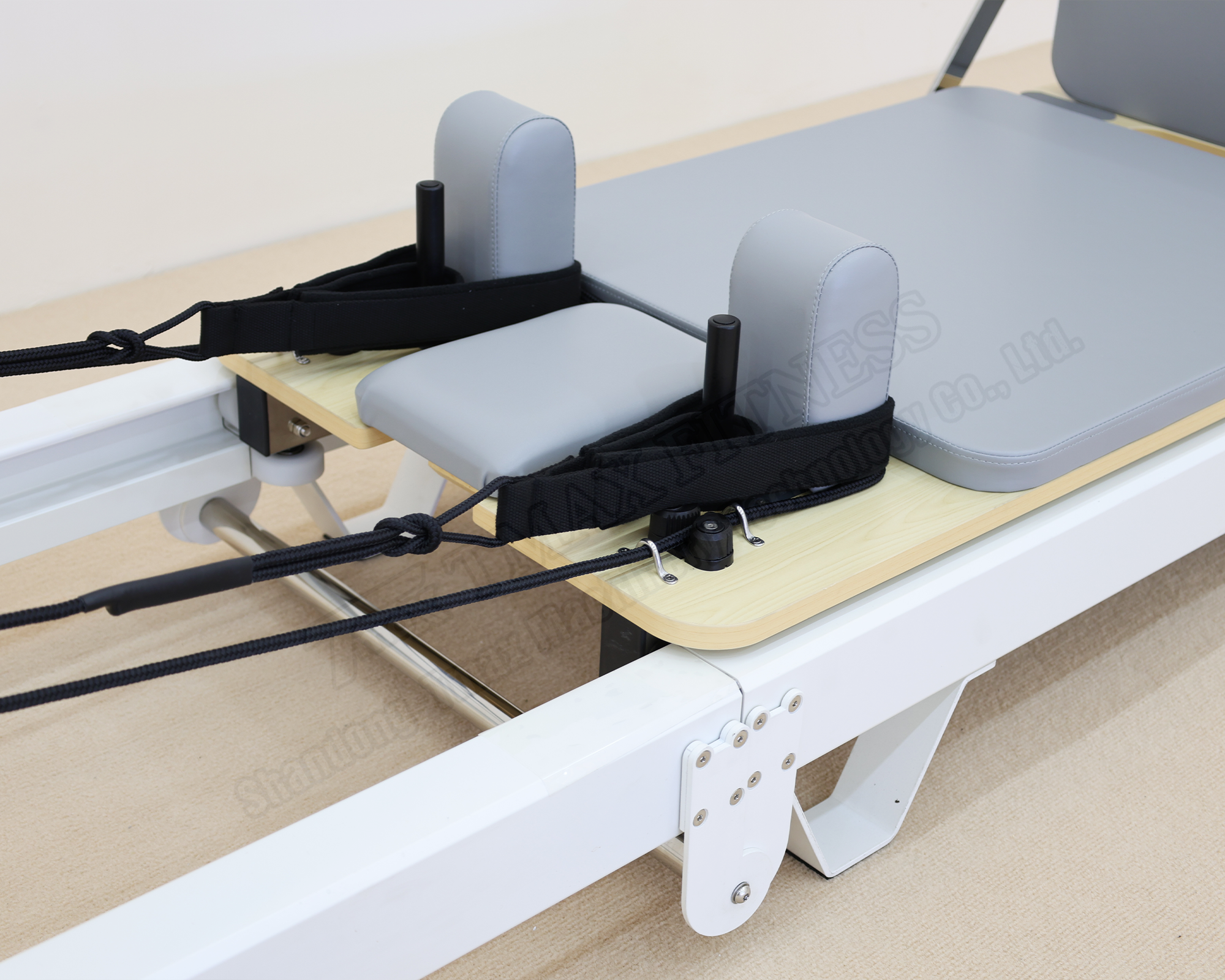DZ152 Aluminum Folding Reformer: Elevating Your Pilates Experience