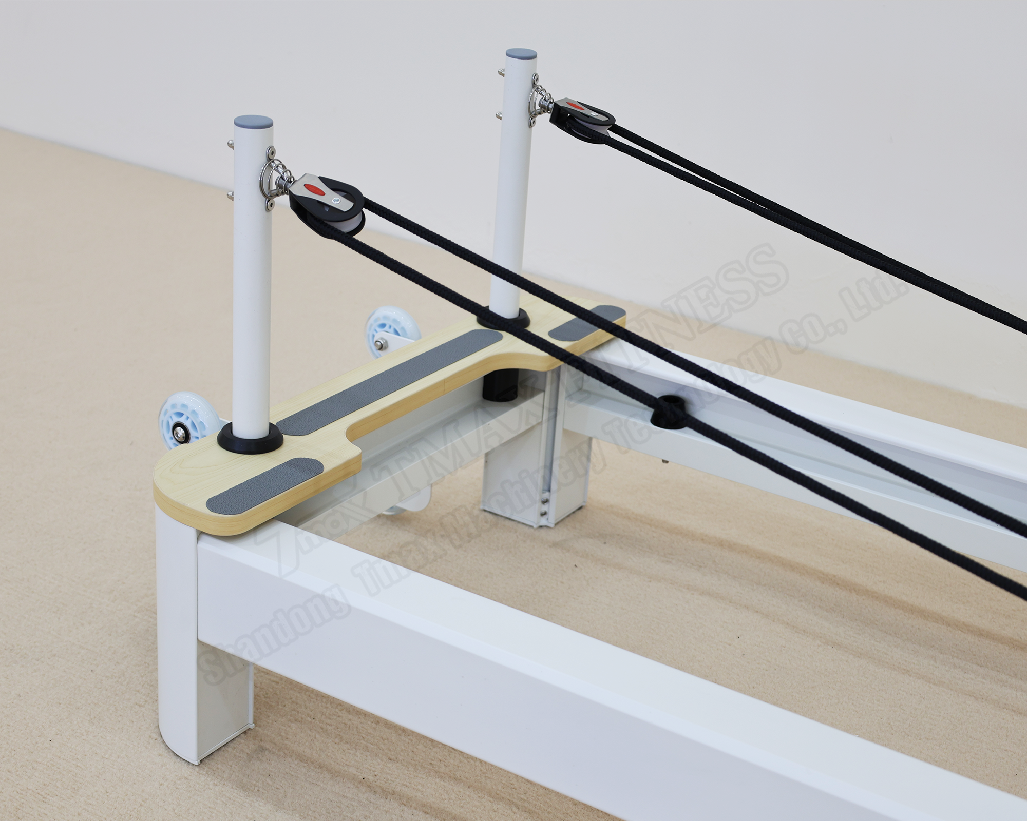 DZ152 Aluminum Folding Reformer: Elevating Your Pilates Experience