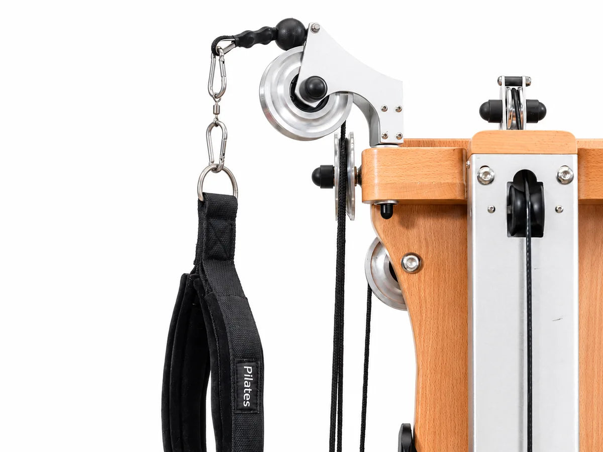 DZ1422 upper pulley, cable and padded training handle detail