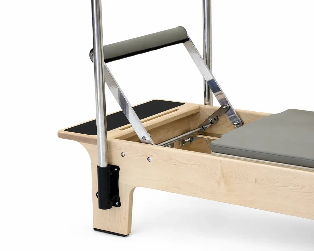 DZ1832FT maple frame and adjustable footbar detail